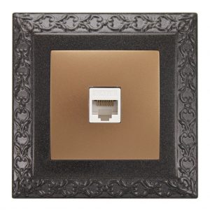 قاب کلاسیک مشکی و پریز سوکت شبکه آذین 3896.2-4029 پارت الکتریک